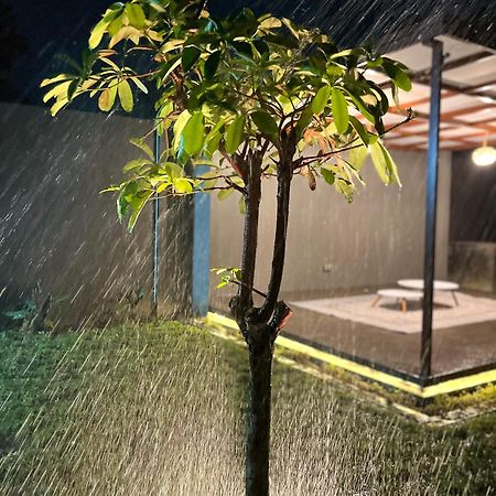 Joglo Homestay Banyuwangi バニュワンギ エクステリア 写真