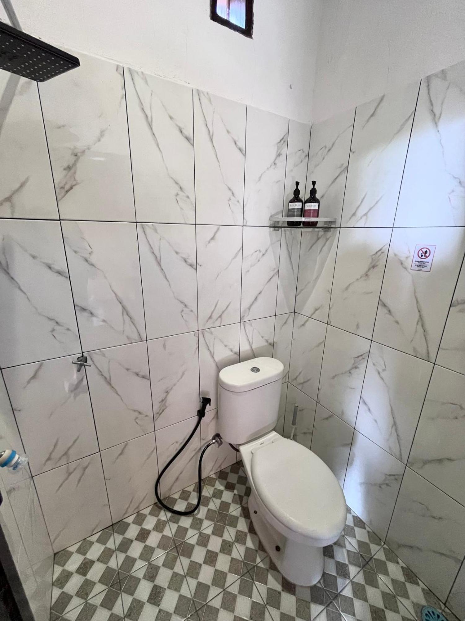 Joglo Homestay Banyuwangi バニュワンギ エクステリア 写真